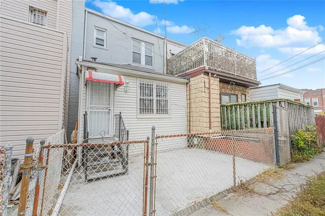 $1,168,000 | 582 Bay Ridge Avenue | Bay Ridge