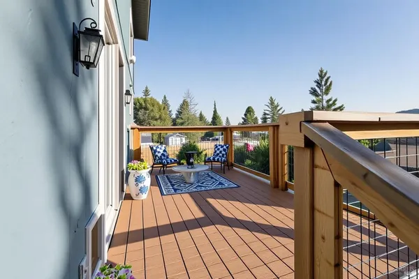 $369,000 | 27841 Poppy Drive, Willits, CA 95490