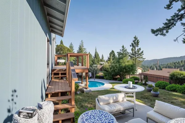 $369,000 | 27841 Poppy Drive, Willits, CA 95490