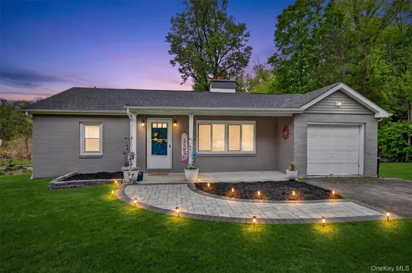 $389,999 | 2596 Rte 9W, Cornwall, NY 12518