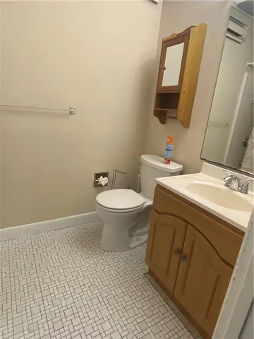 $2,300 | 5 Apple Valley Parkway, Smithfield, RI 02917