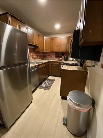 $2,300 | 5 Apple Valley Parkway, Smithfield, RI 02917