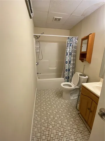 $2,300 | 5 Apple Valley Parkway, Smithfield, RI 02917