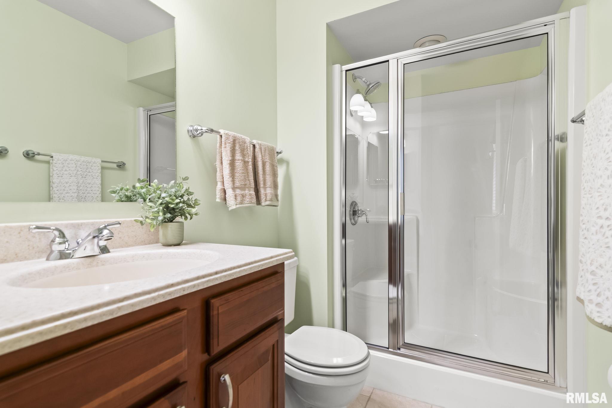 208 Glasgow Drive Springfield, IL 62702 - Photo 18 of 30