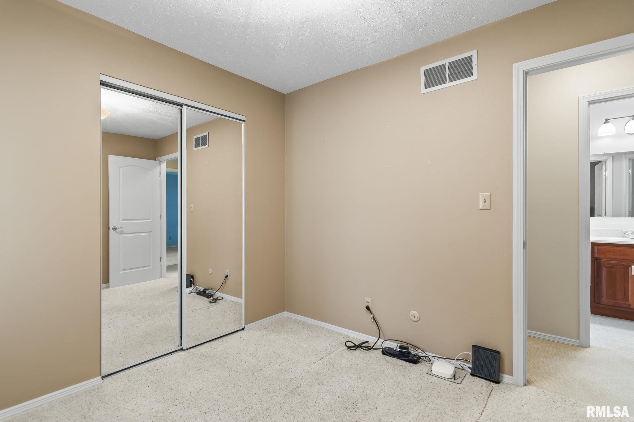 208 Glasgow Drive Springfield, IL 62702 - Photo 24 of 30