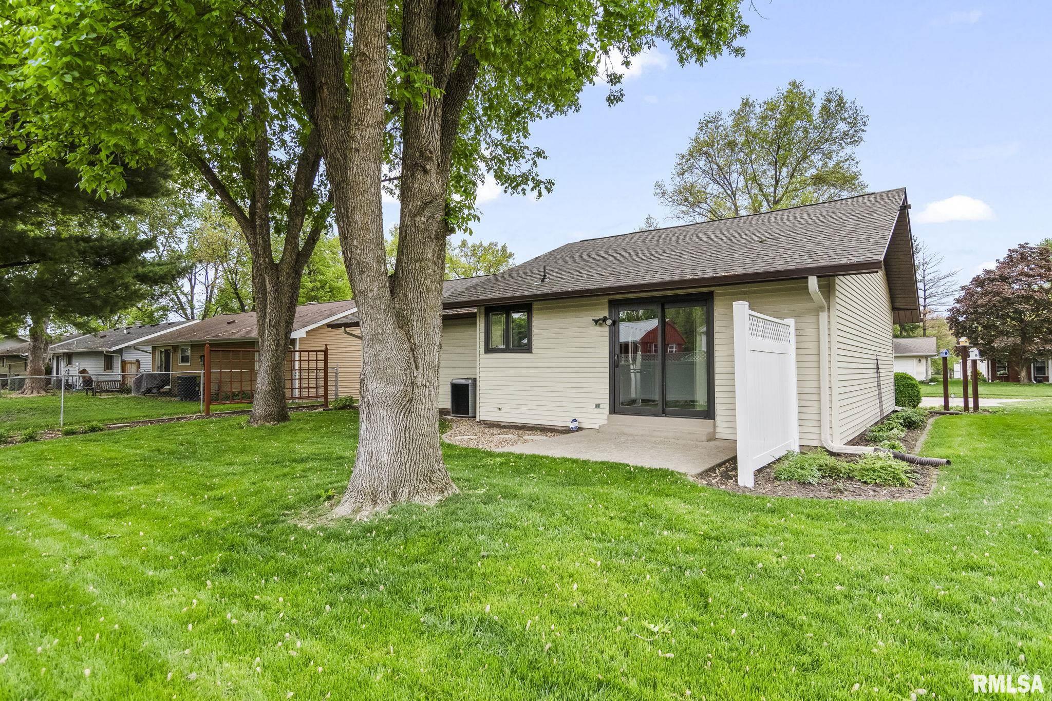 208 Glasgow Drive Springfield, IL 62702 - Photo 27 of 30