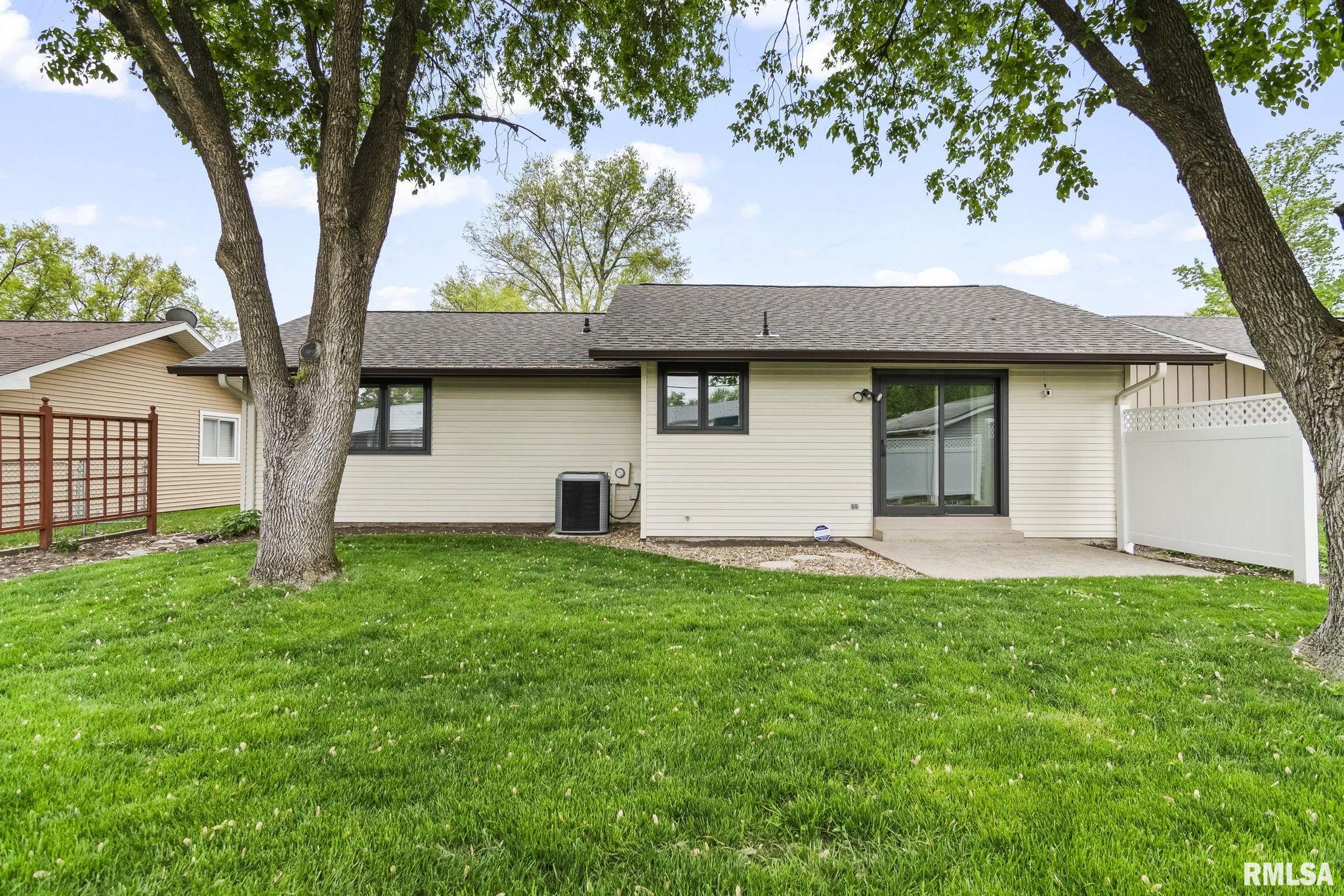 208 Glasgow Drive Springfield, IL 62702 - Photo 29 of 30