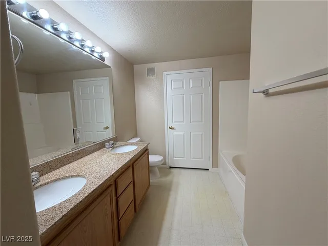 $1,545 | 9975 Peace Way, Unit 1087, Las Vegas, NV 89147
