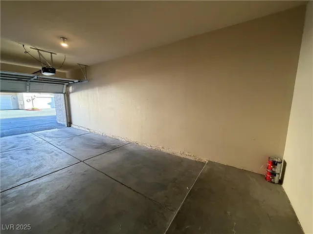 $1,545 | 9975 Peace Way, Unit 1087, Las Vegas, NV 89147