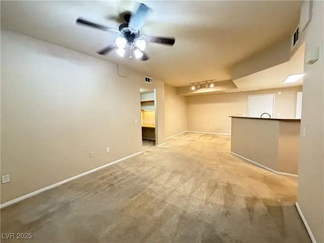 $1,545 | 9975 Peace Way, Unit 1087, Las Vegas, NV 89147