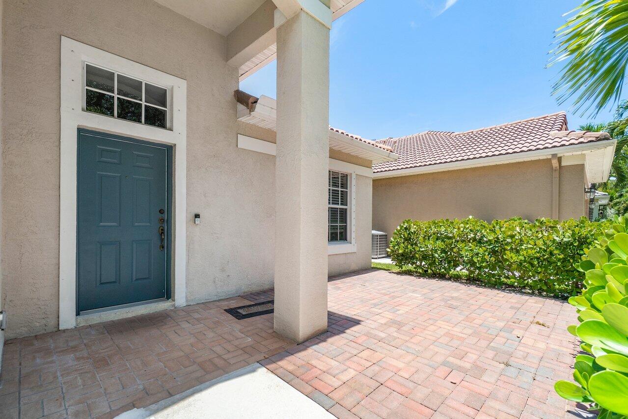 1153 Canoe Point Delray Beach, FL 33444 - Photo 2 of 28 1153 Canoe Point