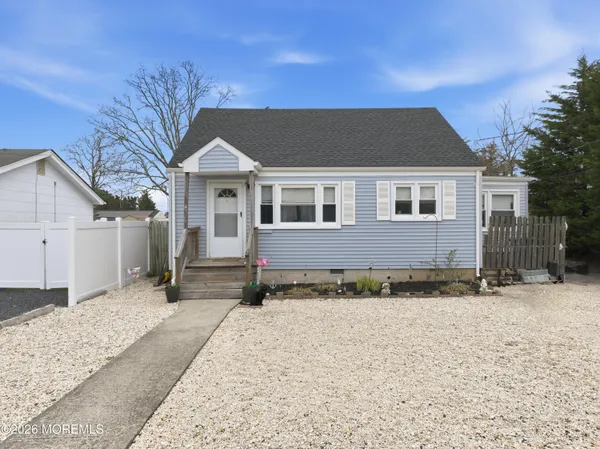 $950,000 | 183 Cherry Quay Road, Brick, NJ 08723