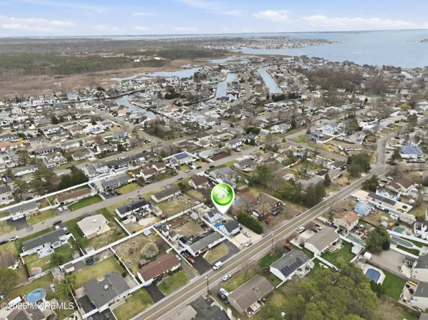 $950,000 | 183 Cherry Quay Road, Brick, NJ 08723