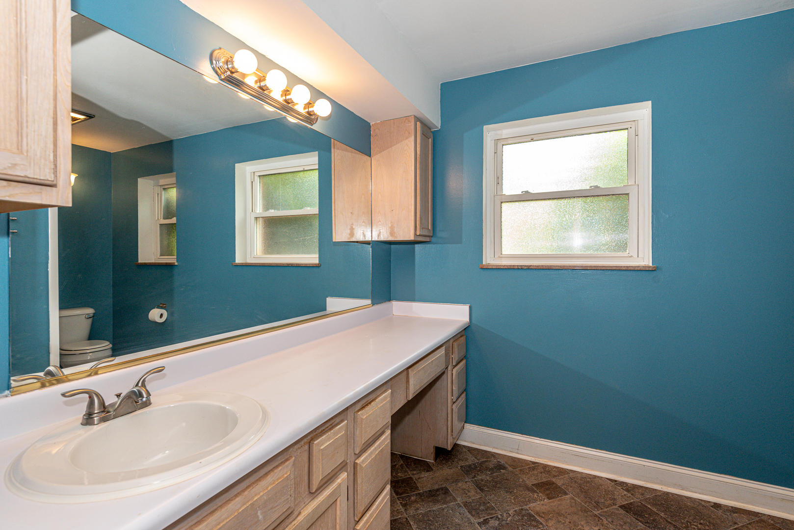 104 Apache Road Maryville, TN 37804 - Photo 9 of 16 A M Bath