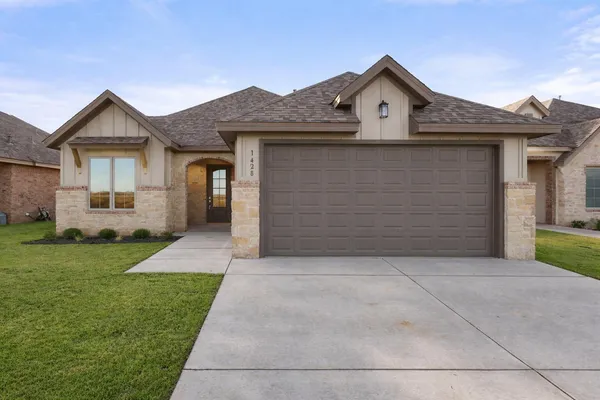 $334,000 | 1428 15th Street, Shallowater, TX 79363