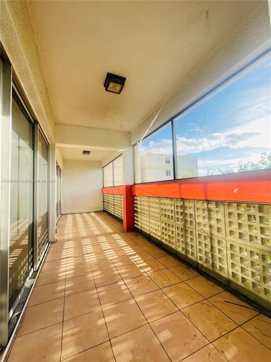 Inverrary Lauderhill, FL 33319 - Photo 17 of 18 a view of outdoor space