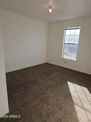 $1,275 | 5283 East Brickey Drive, Hereford, AZ 85615