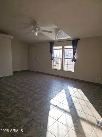 $1,275 | 5283 East Brickey Drive, Hereford, AZ 85615