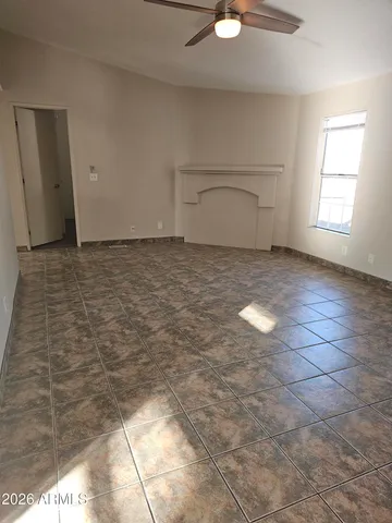 $1,275 | 5283 East Brickey Drive, Hereford, AZ 85615