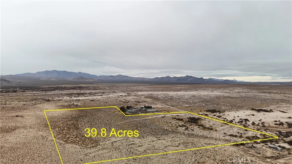 91625 Brookmore Nipton, CA 92364 - Photo 1 of 10 a view of a lake with a mountain