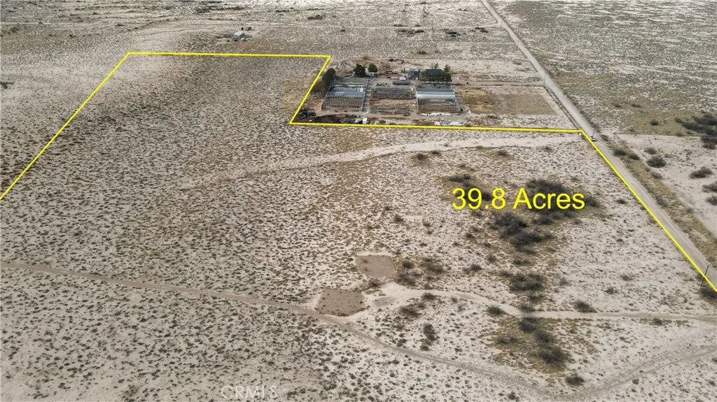 91625 Brookmore Nipton, CA 92364 - Photo 5 of 10 a view of parking