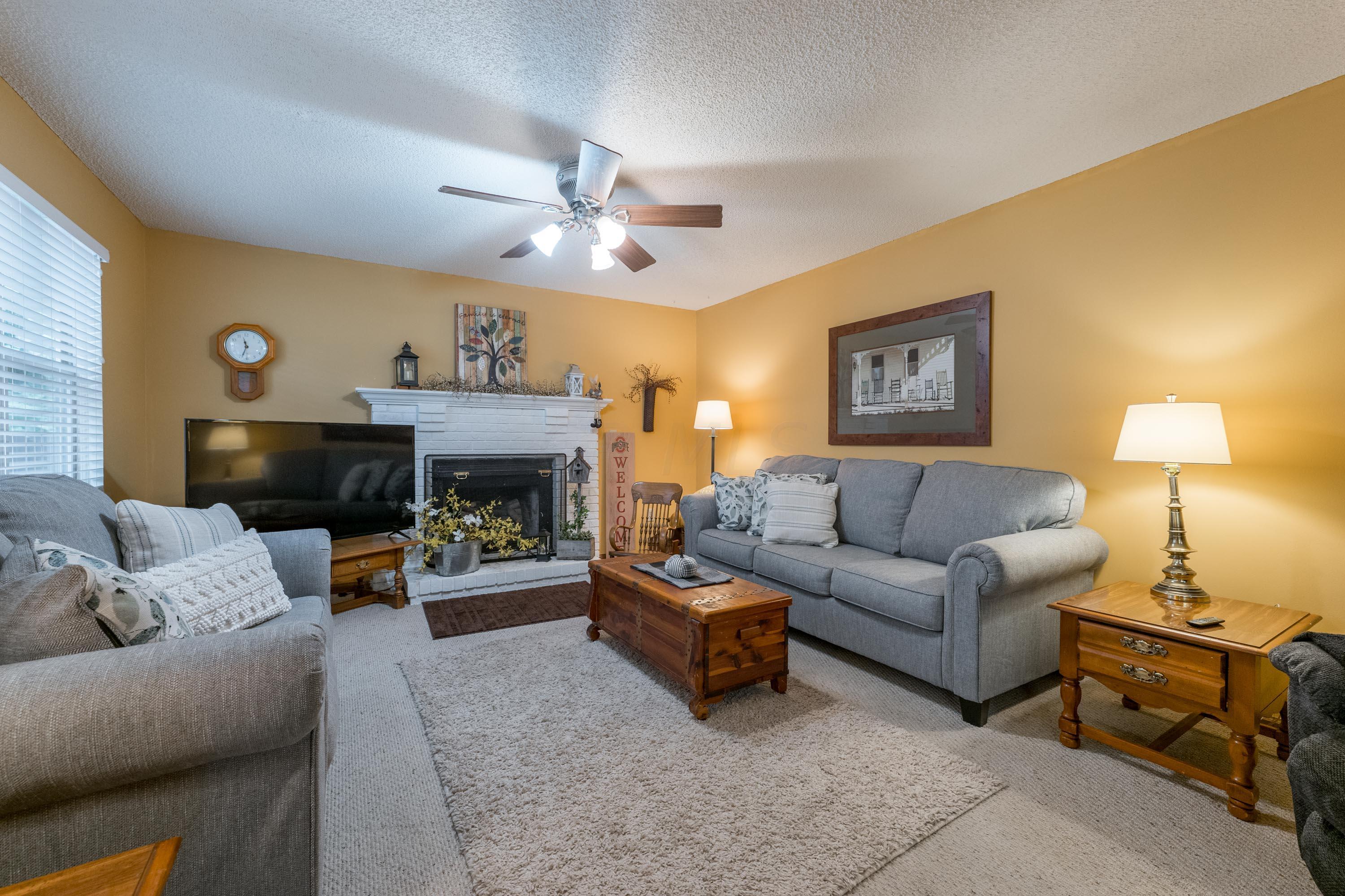 664 Ridenour Road Columbus, OH 43230 - Photo 11 of 77 008P1703906