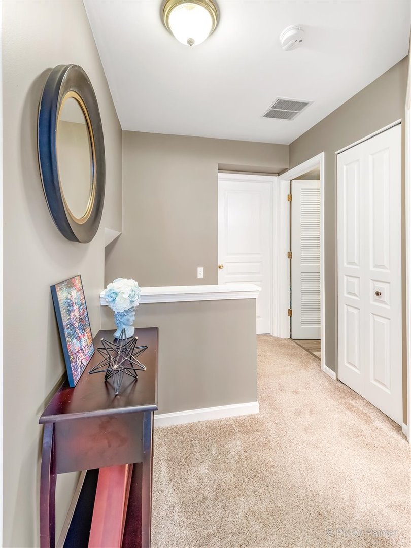 1579 Spaulding Road Bartlett, IL 60103 - Photo 17 of 28 Gallery Image 17