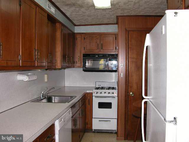 1905 Rudy Road Harrisburg, PA 17104 - Photo 3 of 4 Gallery Image 3