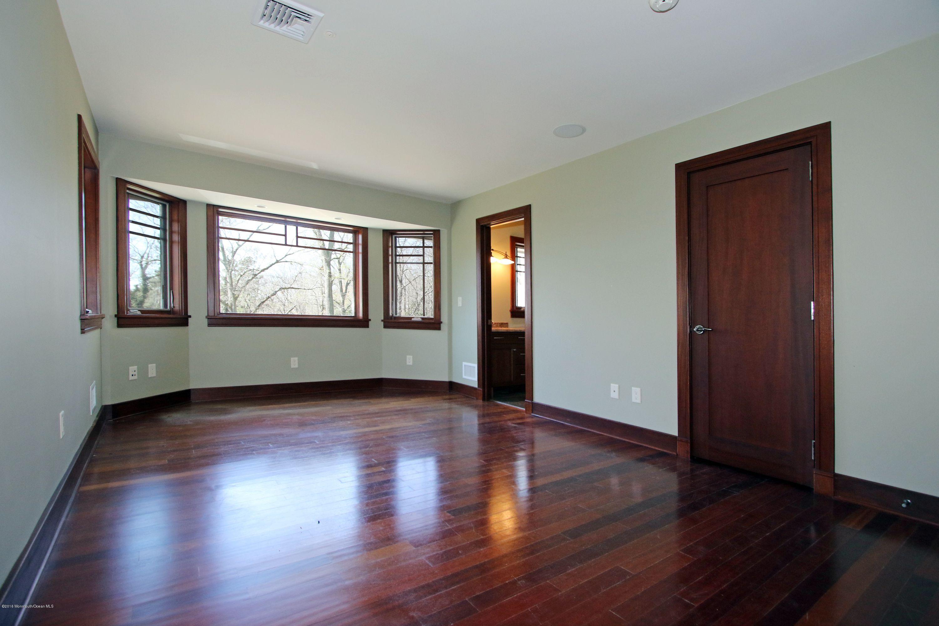 179 Hartshorne Road Middletown, NJ 07760 - Photo 34 of 59 46IMG_0444a
