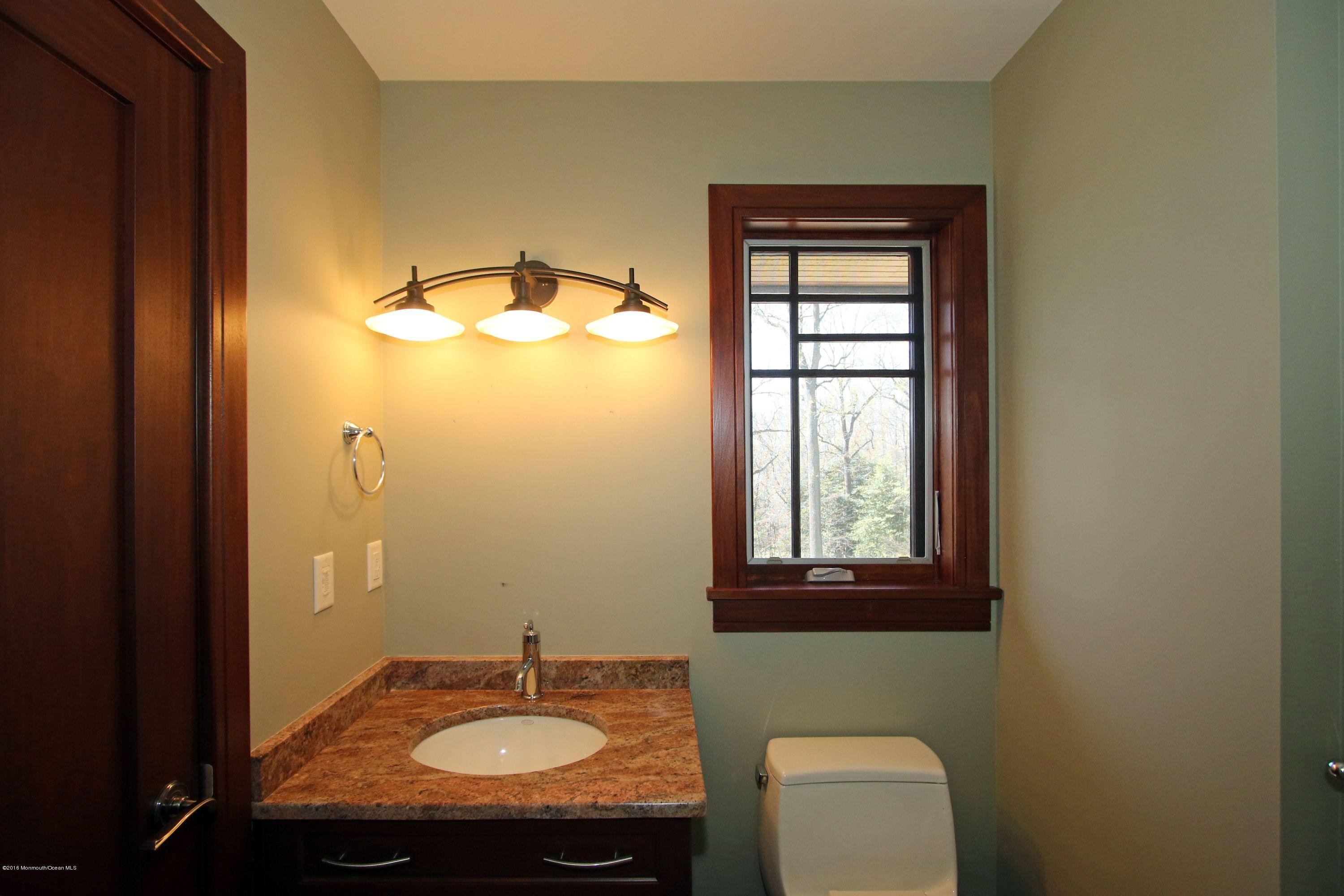 179 Hartshorne Road Middletown, NJ 07760 - Photo 35 of 59 47IMG_0452a