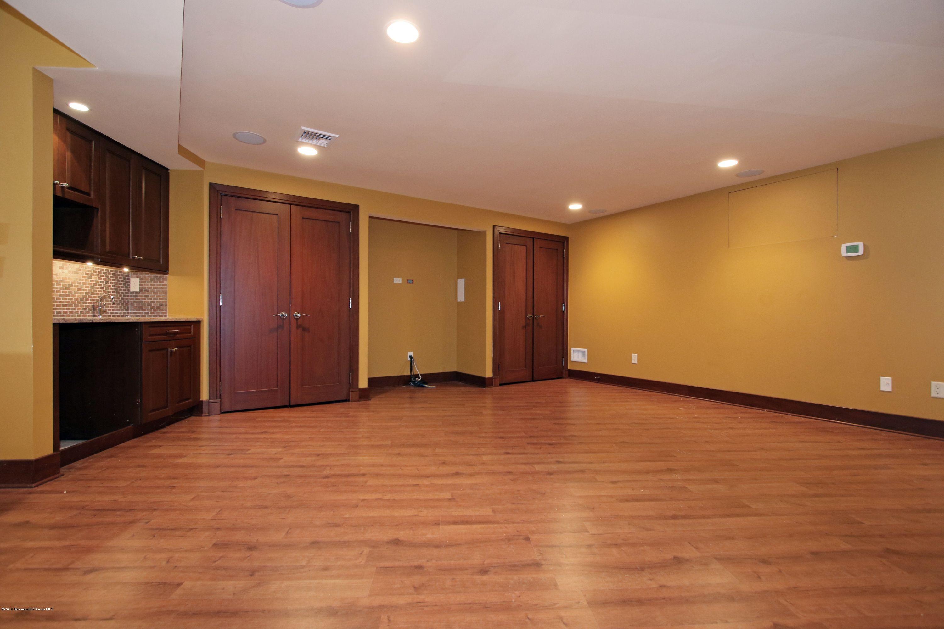 179 Hartshorne Road Middletown, NJ 07760 - Photo 43 of 59 57IMG_0471a