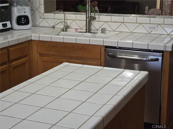 $430,000 | 435 Petunia Court, Merced, CA 95341