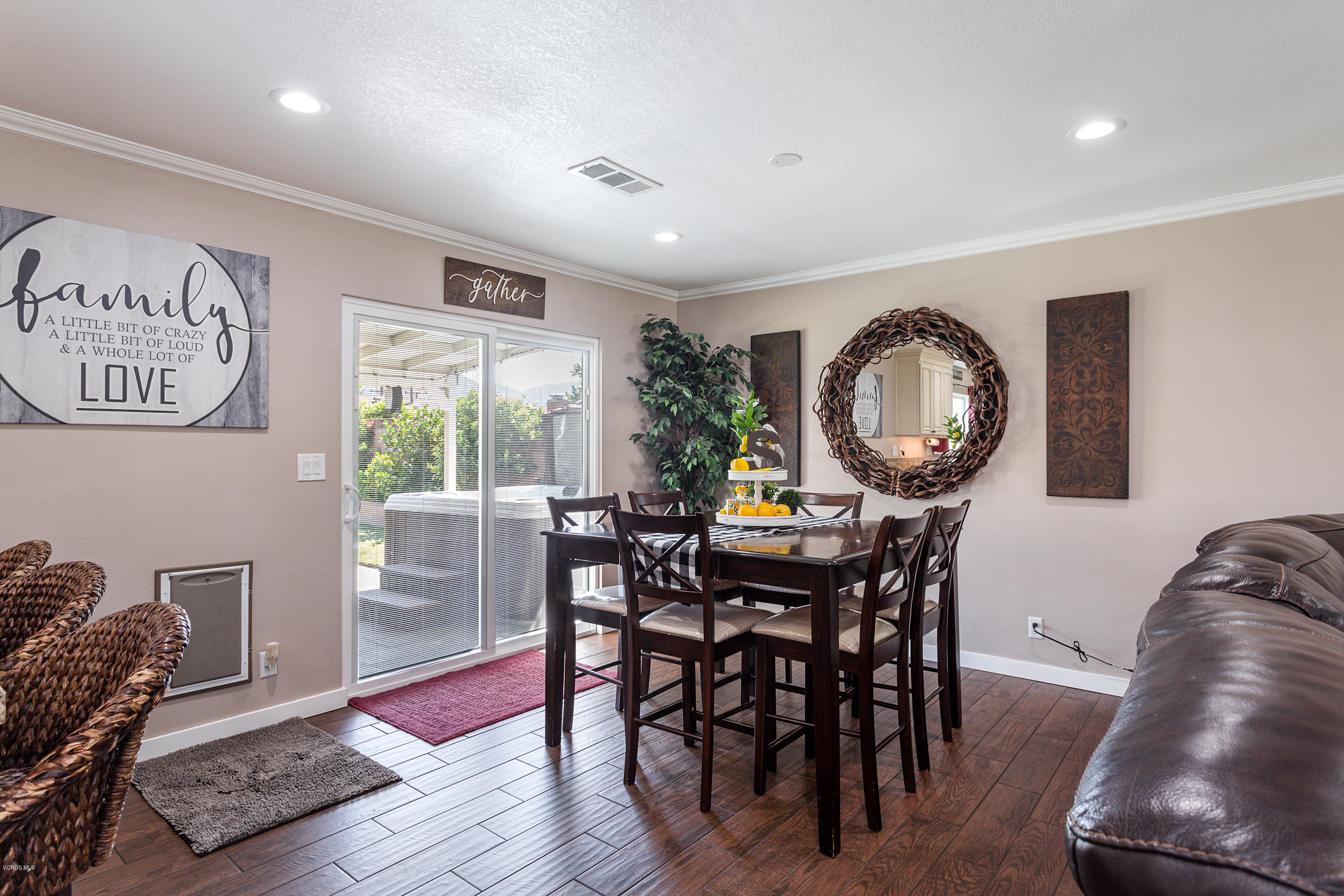 6386 White Street Simi Valley, CA 93063 - Photo 8 of 30 White8