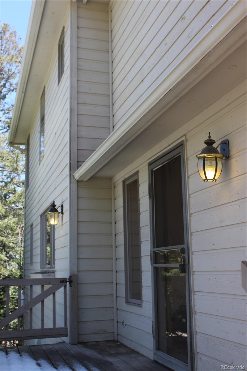 28650 Cavan Lane Evergreen, CO 80439 - Photo 11 of 47