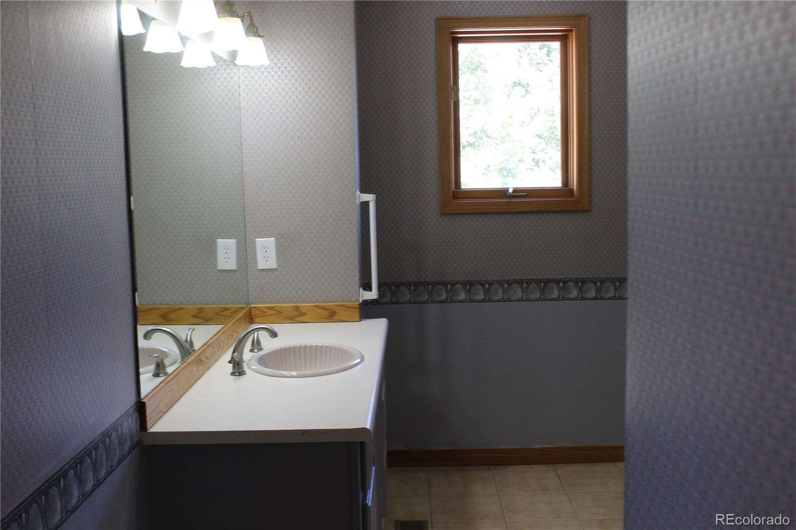 28650 Cavan Lane Evergreen, CO 80439 - Photo 38 of 47