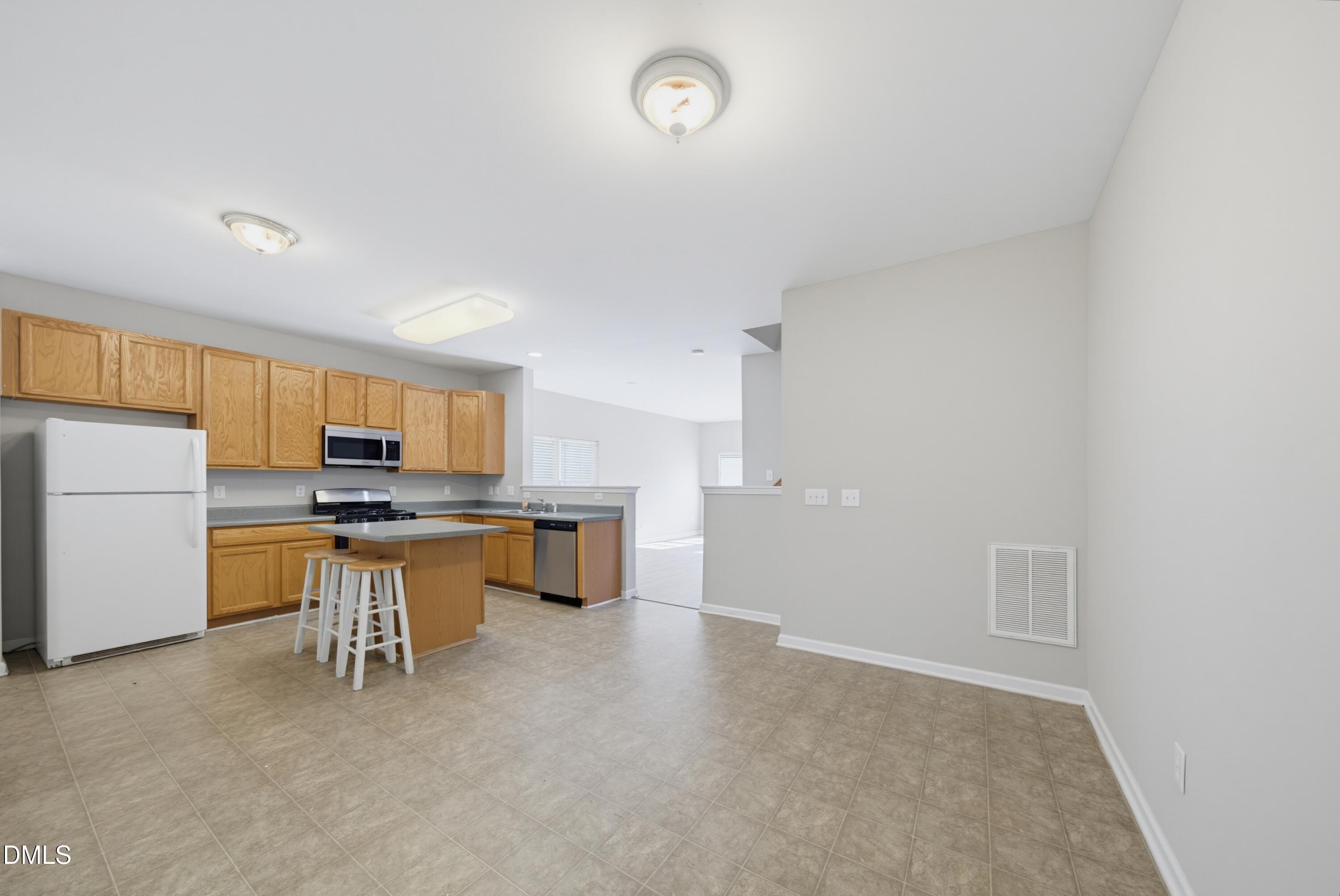2910 Barrymore Street Raleigh, NC 27603 - Photo 16 of 46 DSC00893