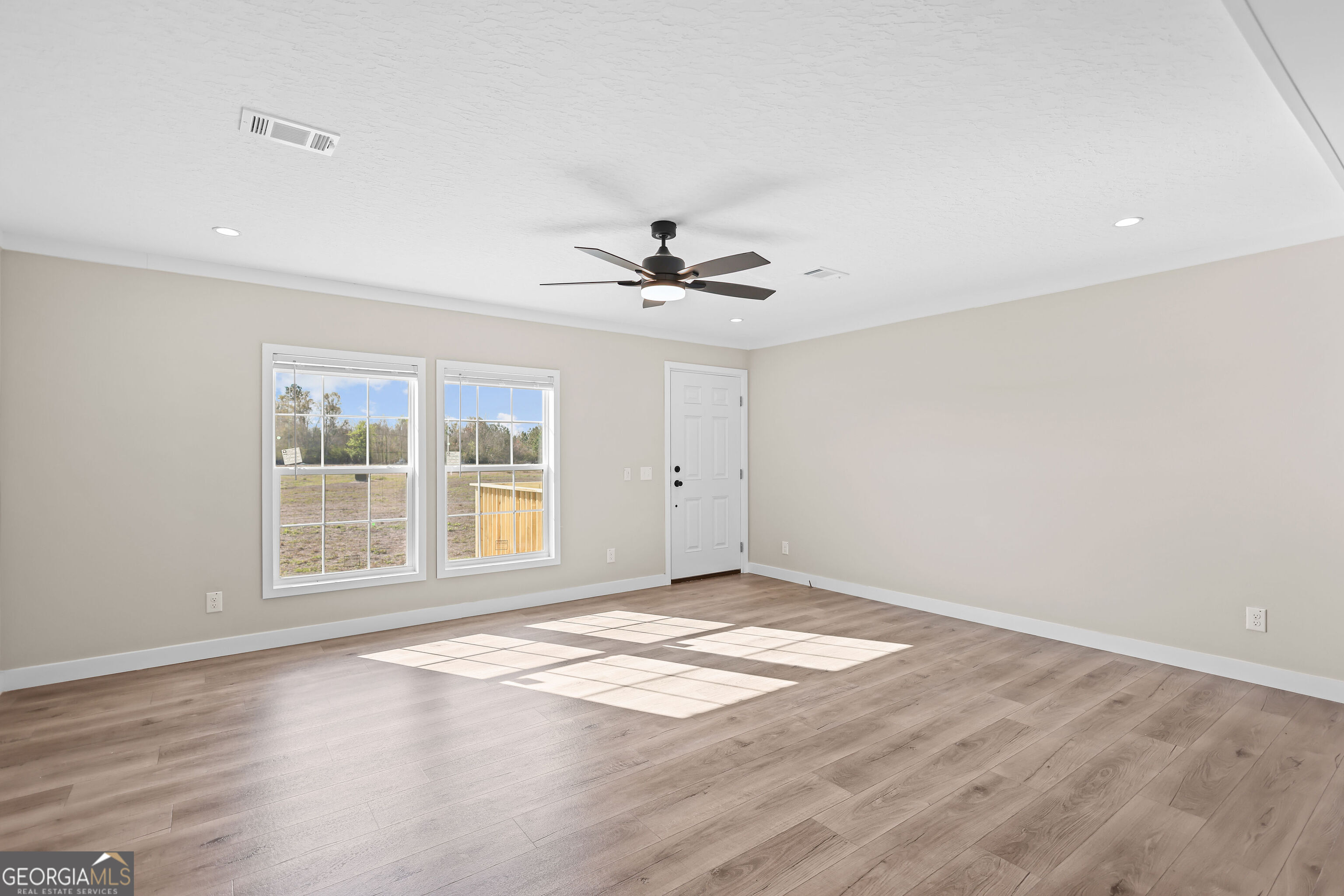 4030 Lake Mayers Road Baxley, GA 31513 - Photo 12 of 47