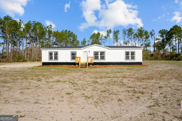 $218,900 | 4030 Lake Mayers Road, Baxley, GA 31513