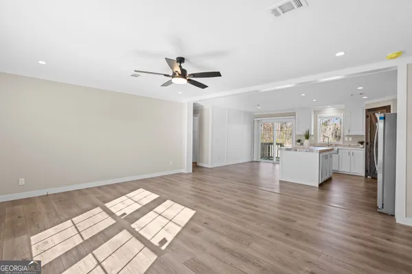 $218,900 | 4030 Lake Mayers Road, Baxley, GA 31513