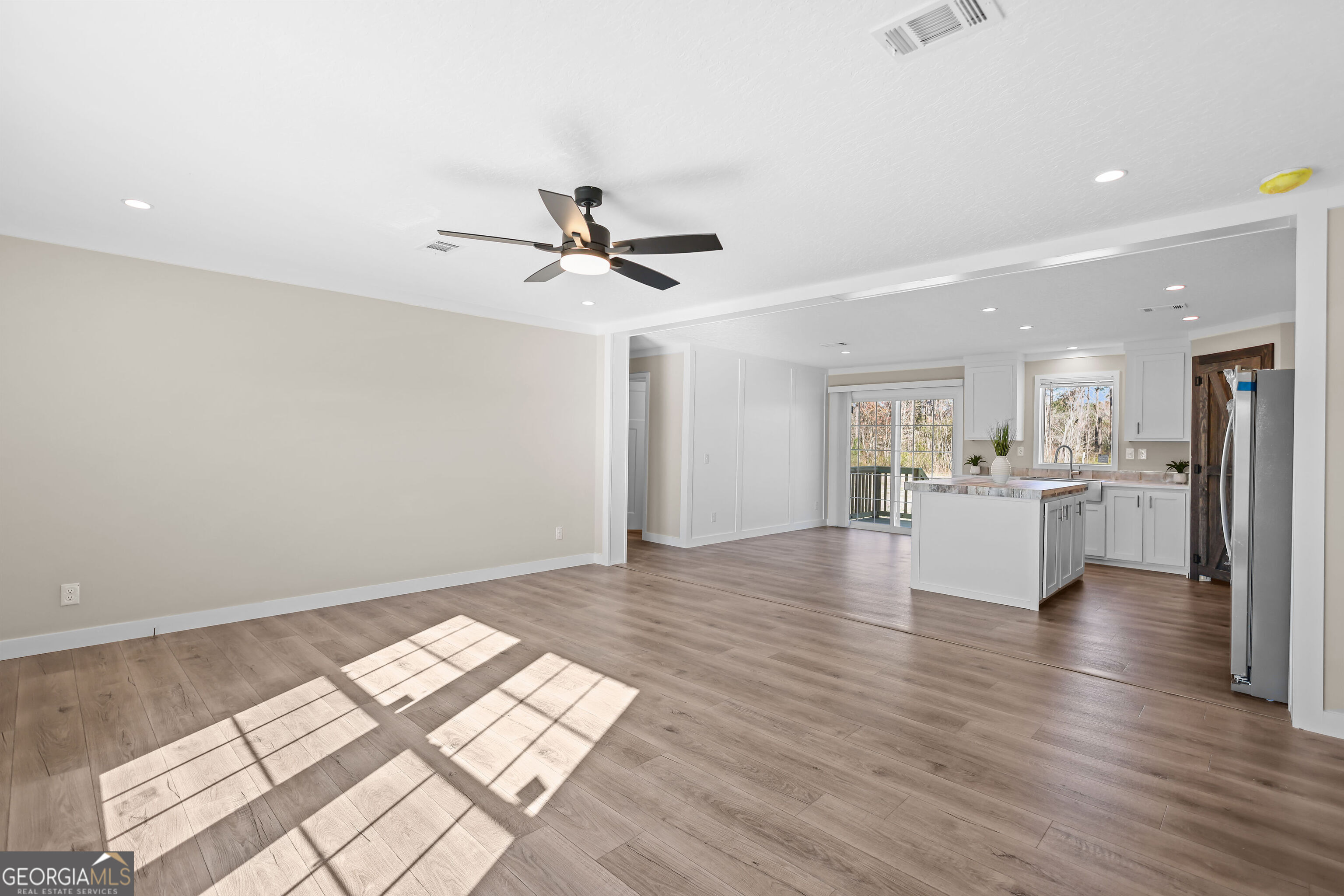 4030 Lake Mayers Road Baxley, GA 31513 - Photo 7 of 47