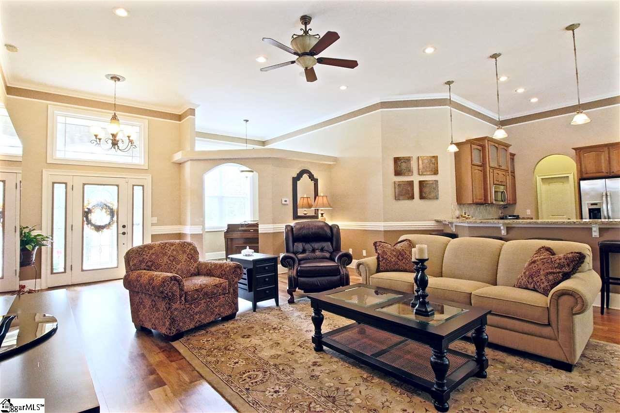 310 Hunt Road Easley, SC 29642 - Photo 4 of 26