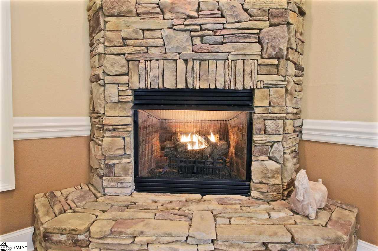310 Hunt Road Easley, SC 29642 - Photo 8 of 26