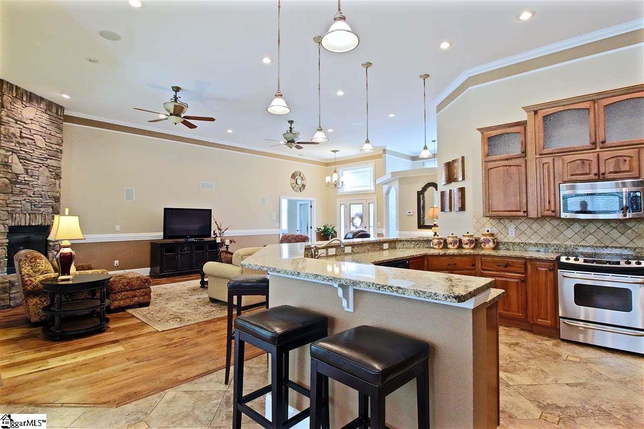 310 Hunt Road Easley, SC 29642 - Photo 9 of 26