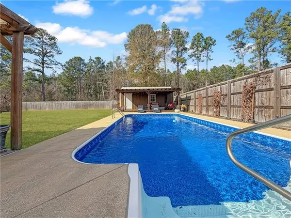 $369,000 | 1460 Ernest Drive, Deridder, LA 70634