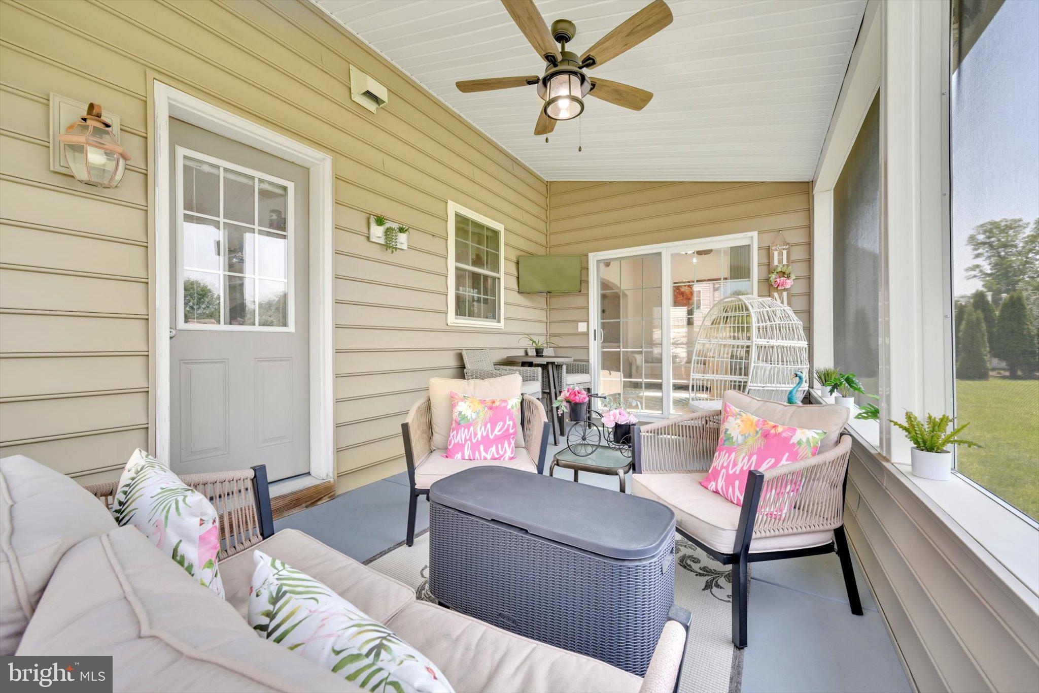 118 Connecticut Avenue Sinking Spring, PA 19608 - Photo 44 of 61 a living room with furniture and a large window