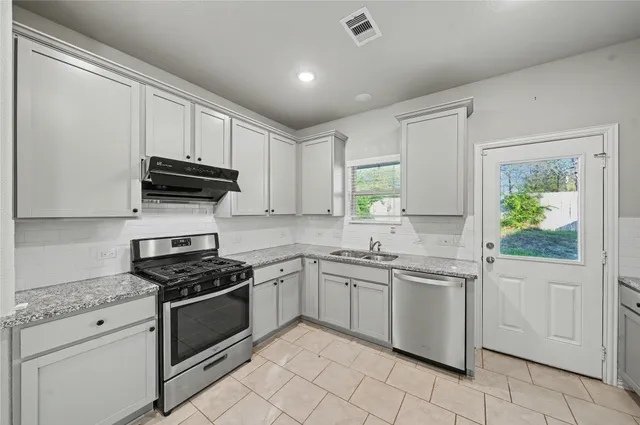 $1,990 | 8407 Balding Drive, Fulshear, TX 77441