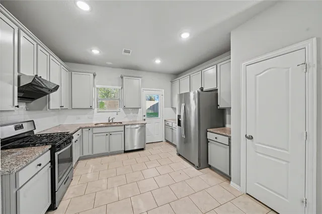 $1,990 | 8407 Balding Drive, Fulshear, TX 77441