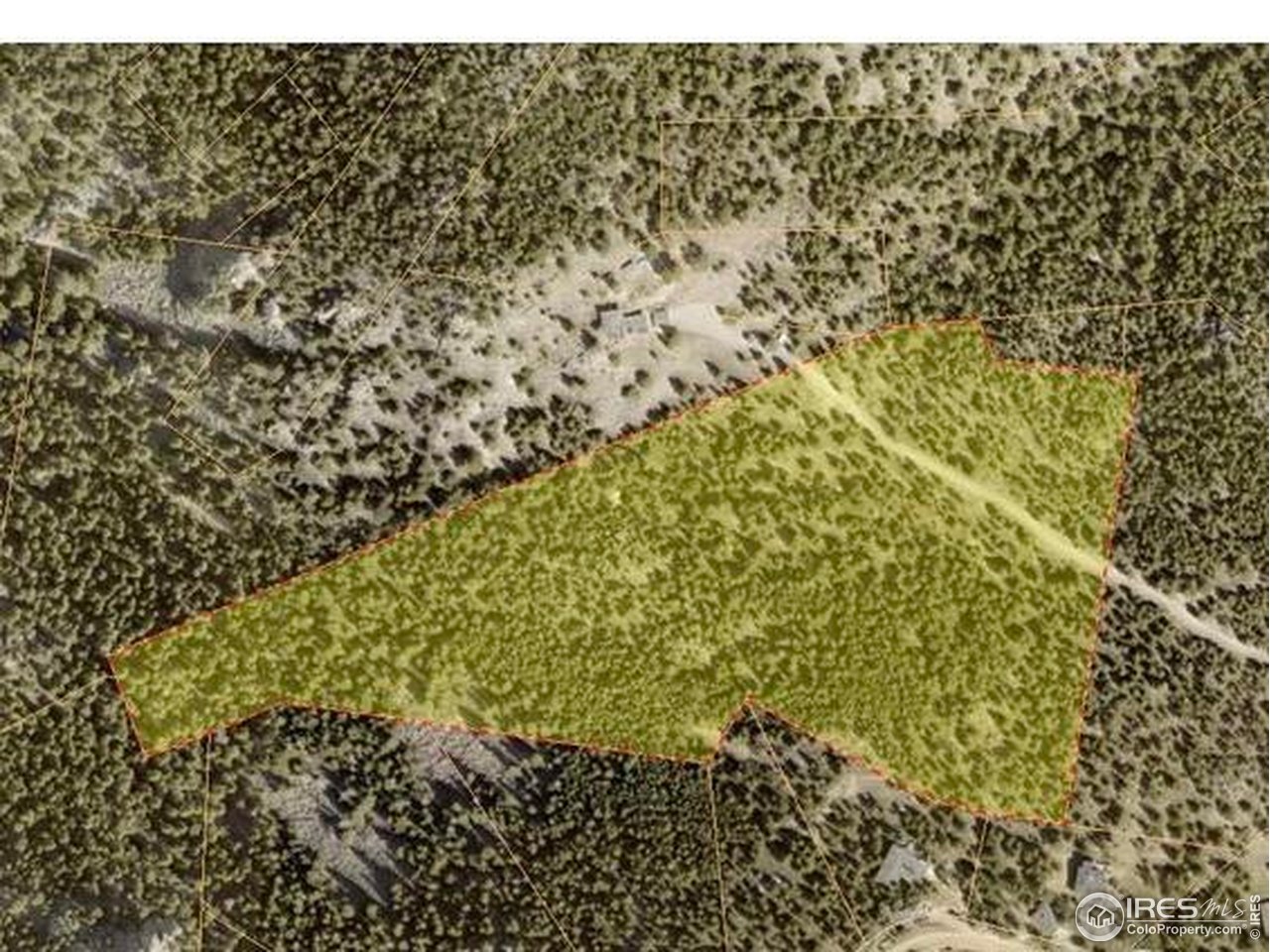 323 Roxbury Drive Boulder, CO 80302 - Photo 26 of 26 a bathroom with a shower curtain