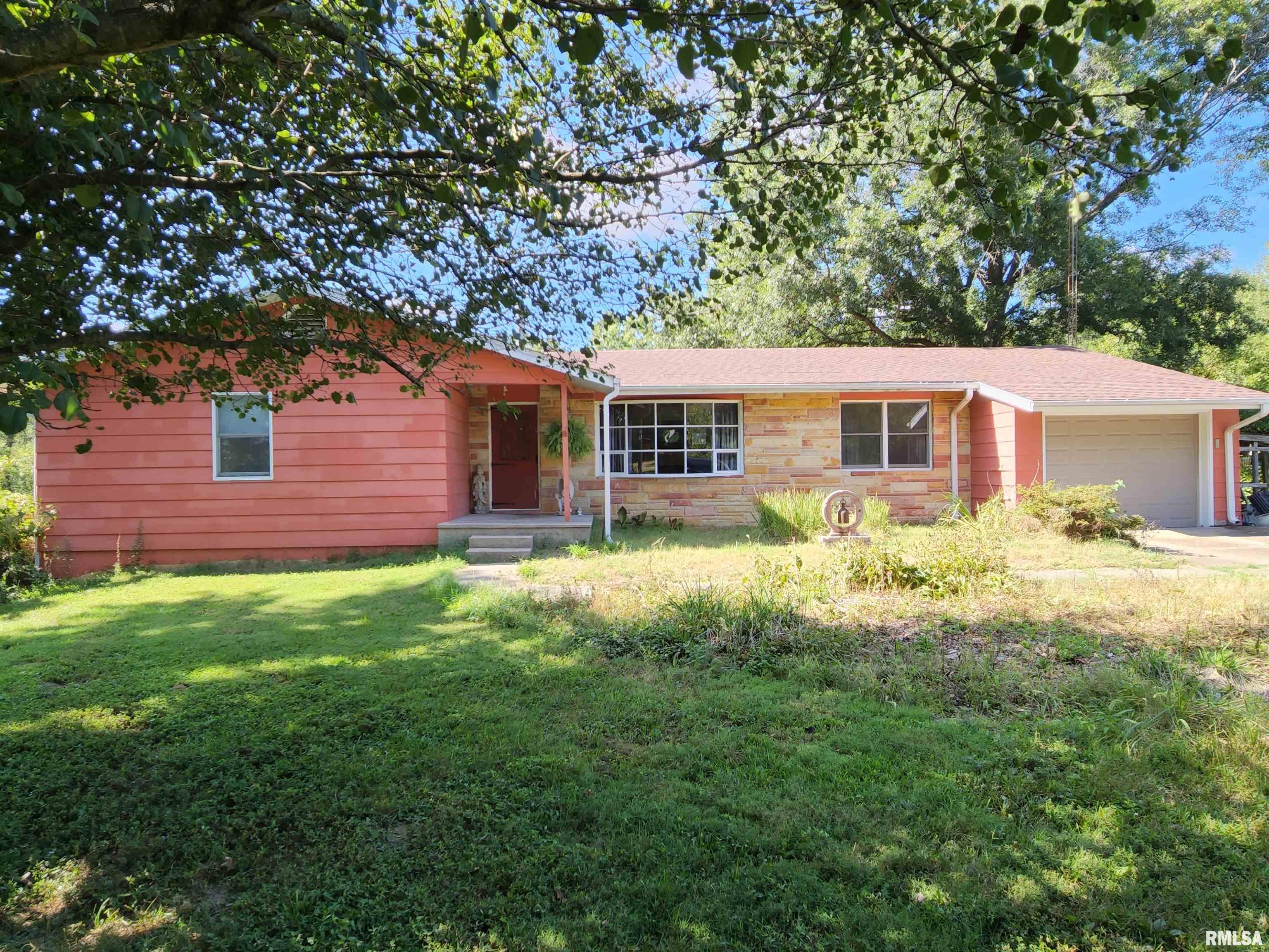 2256 North Reed Station Road Carbondale, IL 62901 - Photo 1 of 31