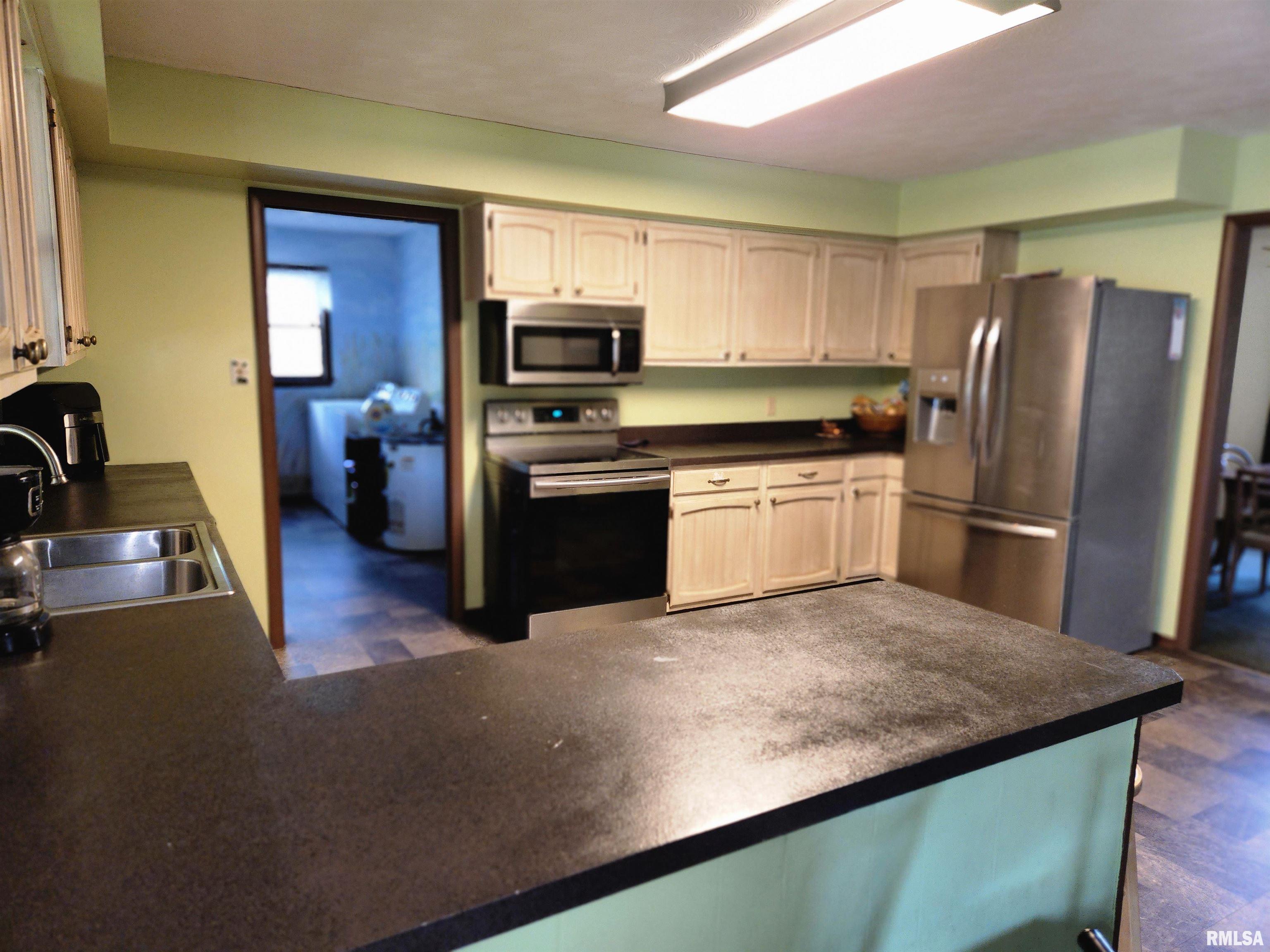 2256 North Reed Station Road Carbondale, IL 62901 - Photo 9 of 31